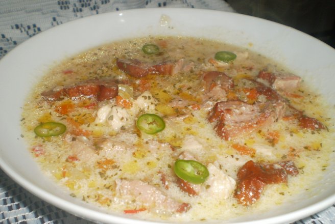 Ciorba de legume cu bacon afumat si tarhon