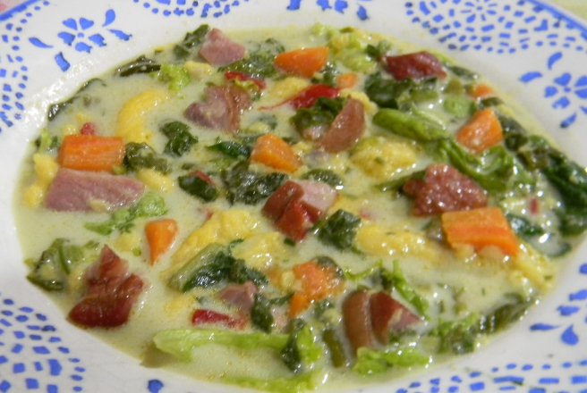 Supa cu spanac si salata verde