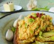Omletă cu unt și ceapă verde (  scrambled eggs by Gordon Ramsay )-5