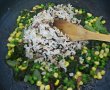Salată caldă de orez cu leurdă și porumb-4