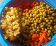 Salata de legume cu piept de pui si maioneza-3