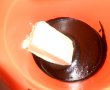 Prajitura ciocolatoasa cu dulceata de zmeura-8
