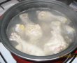 Pulpe inferioare de pui imbracate in foietaj-0