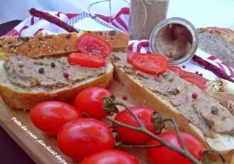 Pate de casă,din ficat de pui