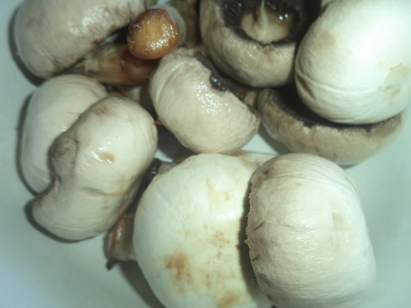 Pulpe de pui cu ciuperci la cuptor
