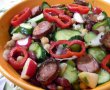 Salata de fasole boabe cu carnaciori-7