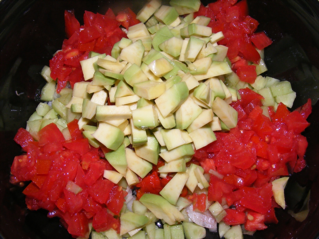 Salată de vară cu avocado