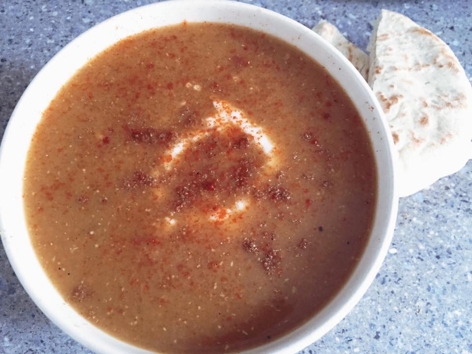 Supa marocana picanta cu linte si morcovi