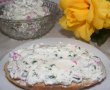Cremă de brânză cu ceapă verde, mărar şi petale de trandafir-14