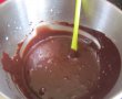 Brioșe cu cacao, glazură de ciocolată și nuci-6