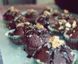 Brioșe cu cacao, glazură de ciocolată și nuci-18