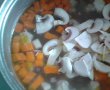 Supa picanta cu dovlecel si ciuperci-6