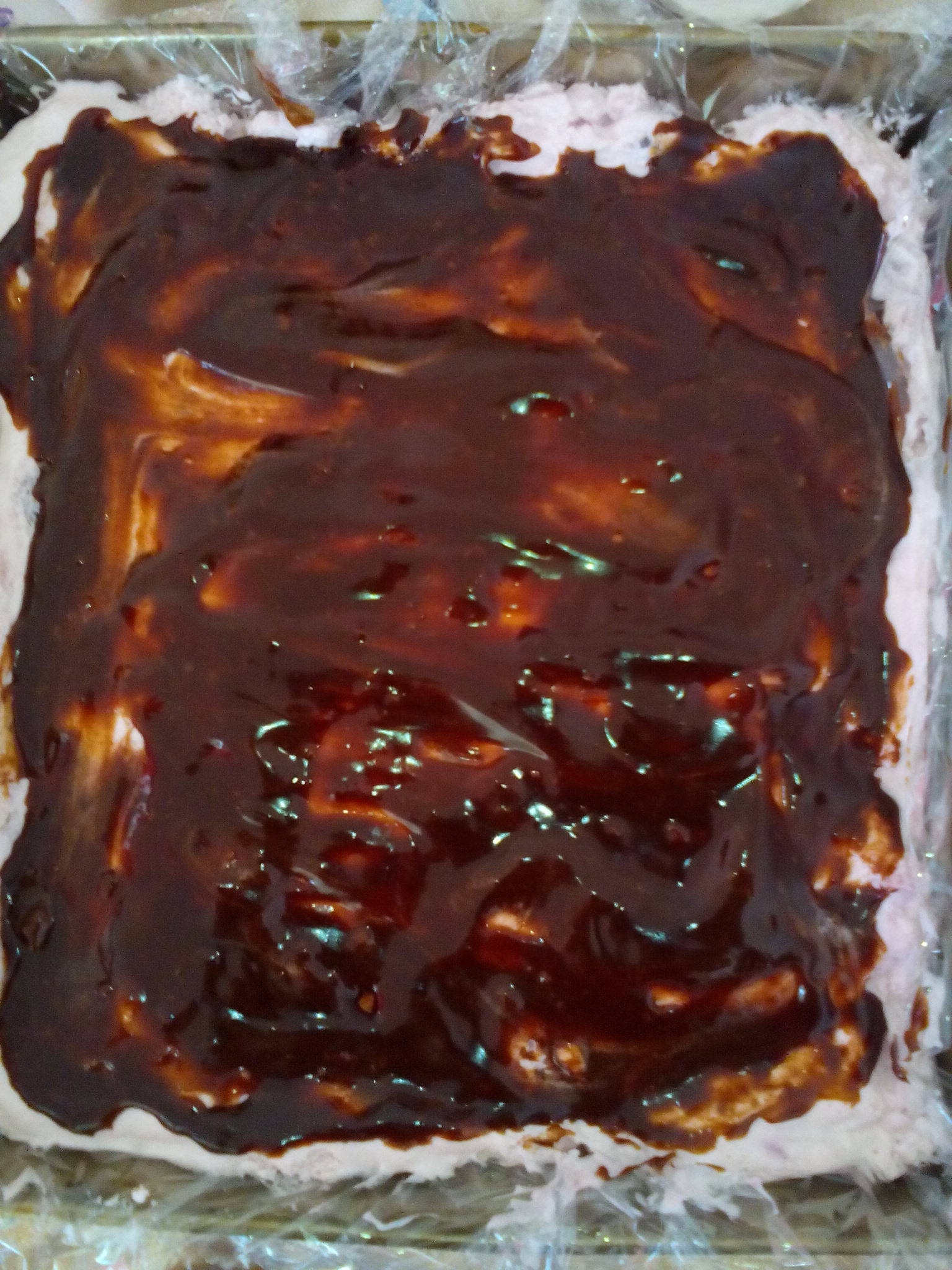Tort brownie cu ricotta, zmeura si ciocolata