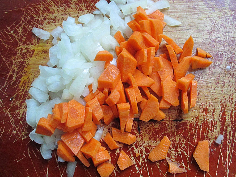 Musaca de cartofi cu carnati