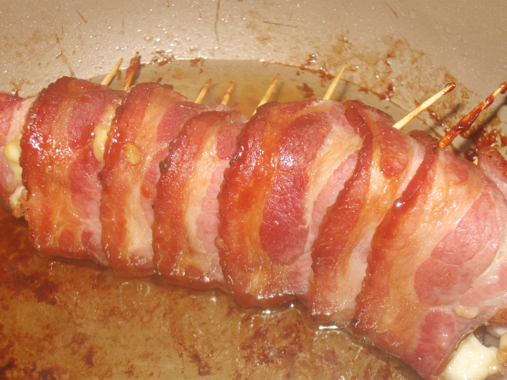 Piept de pui imbracat in bacon