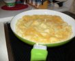 Rulada de omleta cu crema de branza Delaco-1
