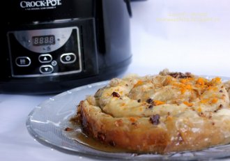 Placinta invartita, cu nuca, ciocolata si sirop de zahar ars la slow cooker Crock-Pot 4,7 L