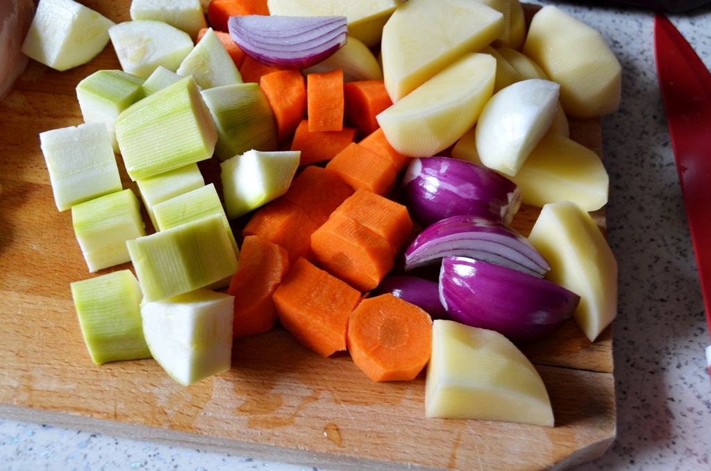 Piept de pui cu legume la slow cooker Crock-Pot