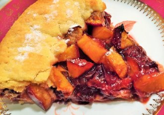 Tarta cu prune si gem