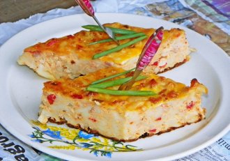 Budinca cu paste si carne tocata