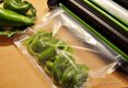 Cum congelam legumele folosind aparatul de vidat FoodSaver-4