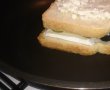 Sandvis cu camembert si struguri-3