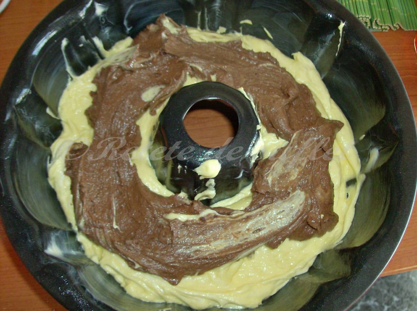 Gugelhupf (Guguluf) cu ciocolata