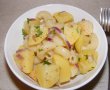 Salată caldă cu paste, cartofi şi tofu-12