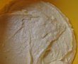 Prăjitură cu cremă de brânză şi vişine-13
