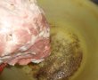Ceafa de porc impanata coapta-n oala de lut-4
