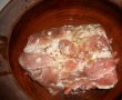 Ceafa de porc impanata coapta-n oala de lut-6