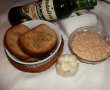 Salată de ton cu usturoi şi pâine prăjită cu oregano-2