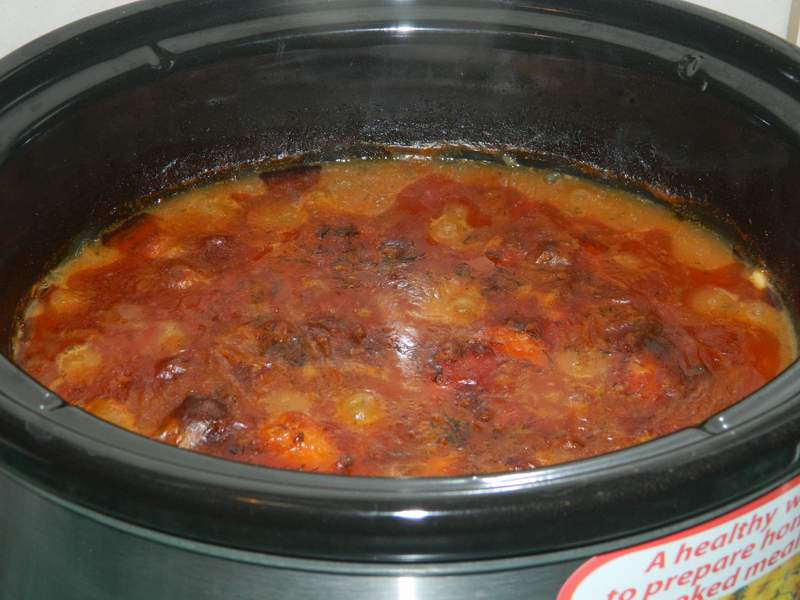Tocanita de pipote si inimi de pui la slow cooker Crock-Pot 3.5 L