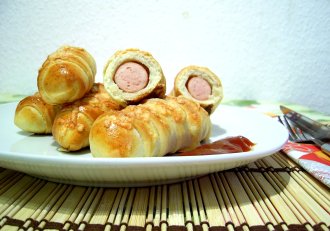 Cornuri hot-dog