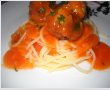 Spaghete cu chiftelute si sos-1