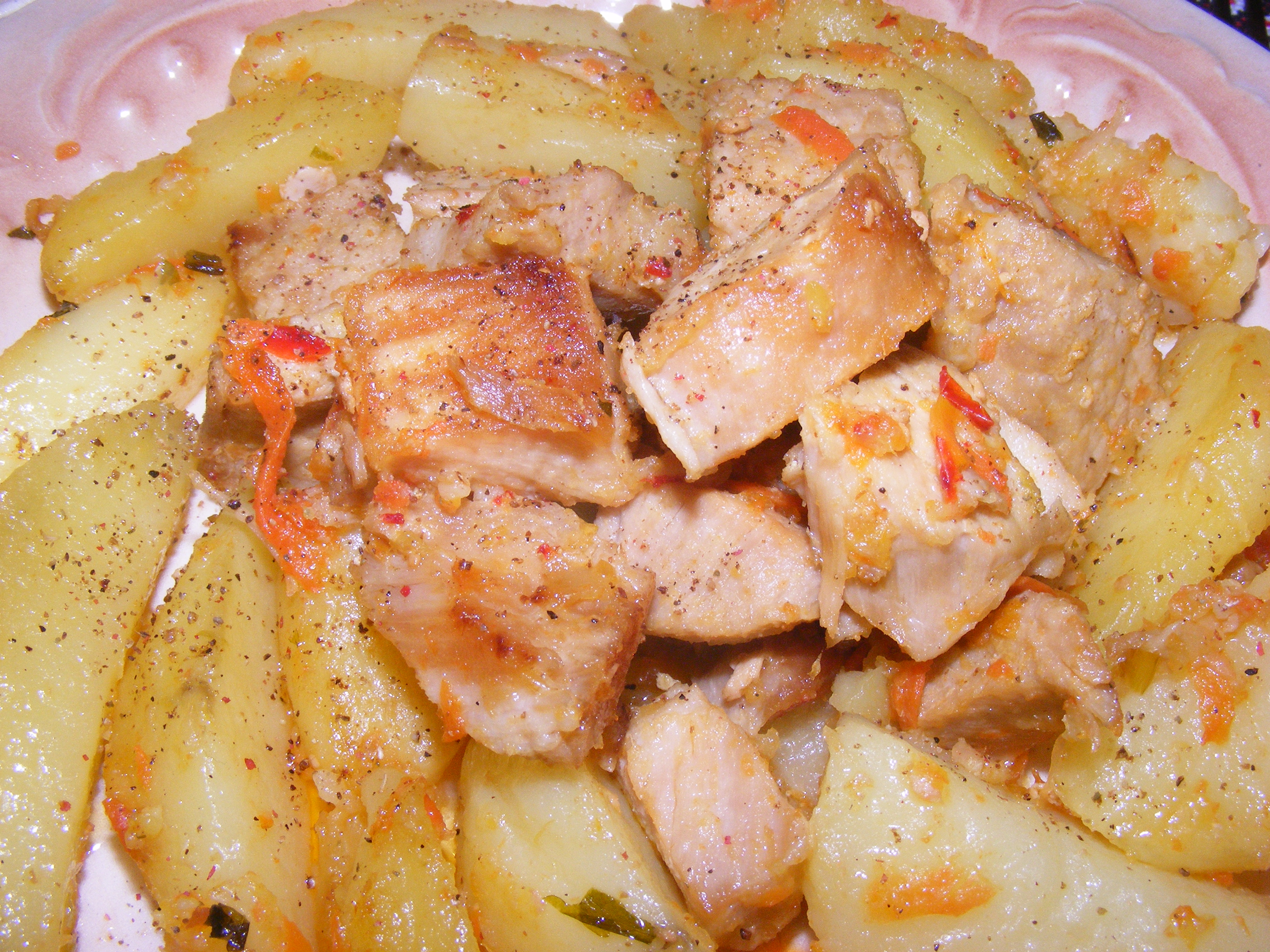 Cartofi prăjiți (cu carne reciclată)