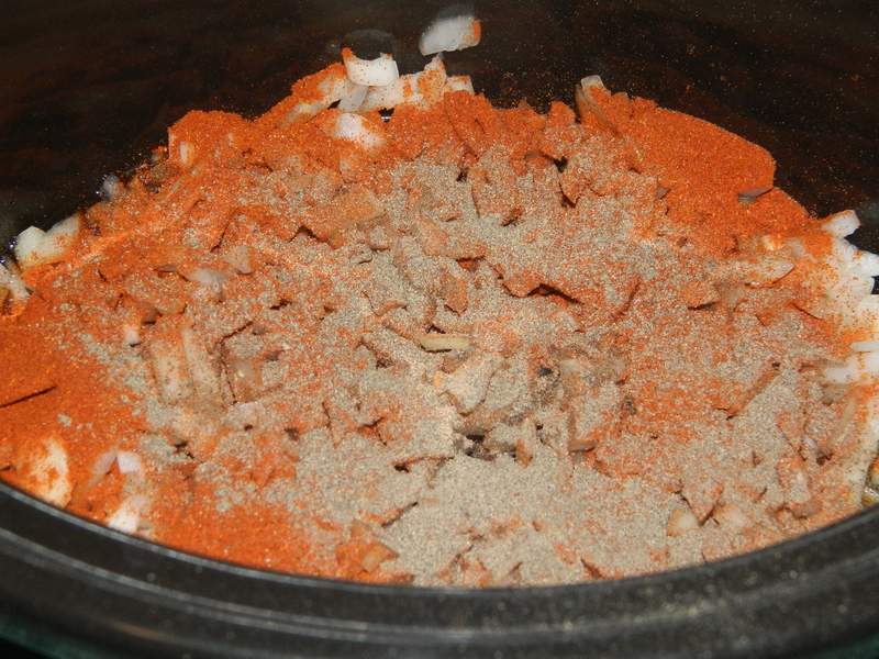 Ficatei de pui cu ciuperci la slow cooker Crock-Pot 3.5 L