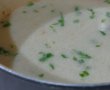 Supa de vitel cu mazare, smantana si tarhon-6