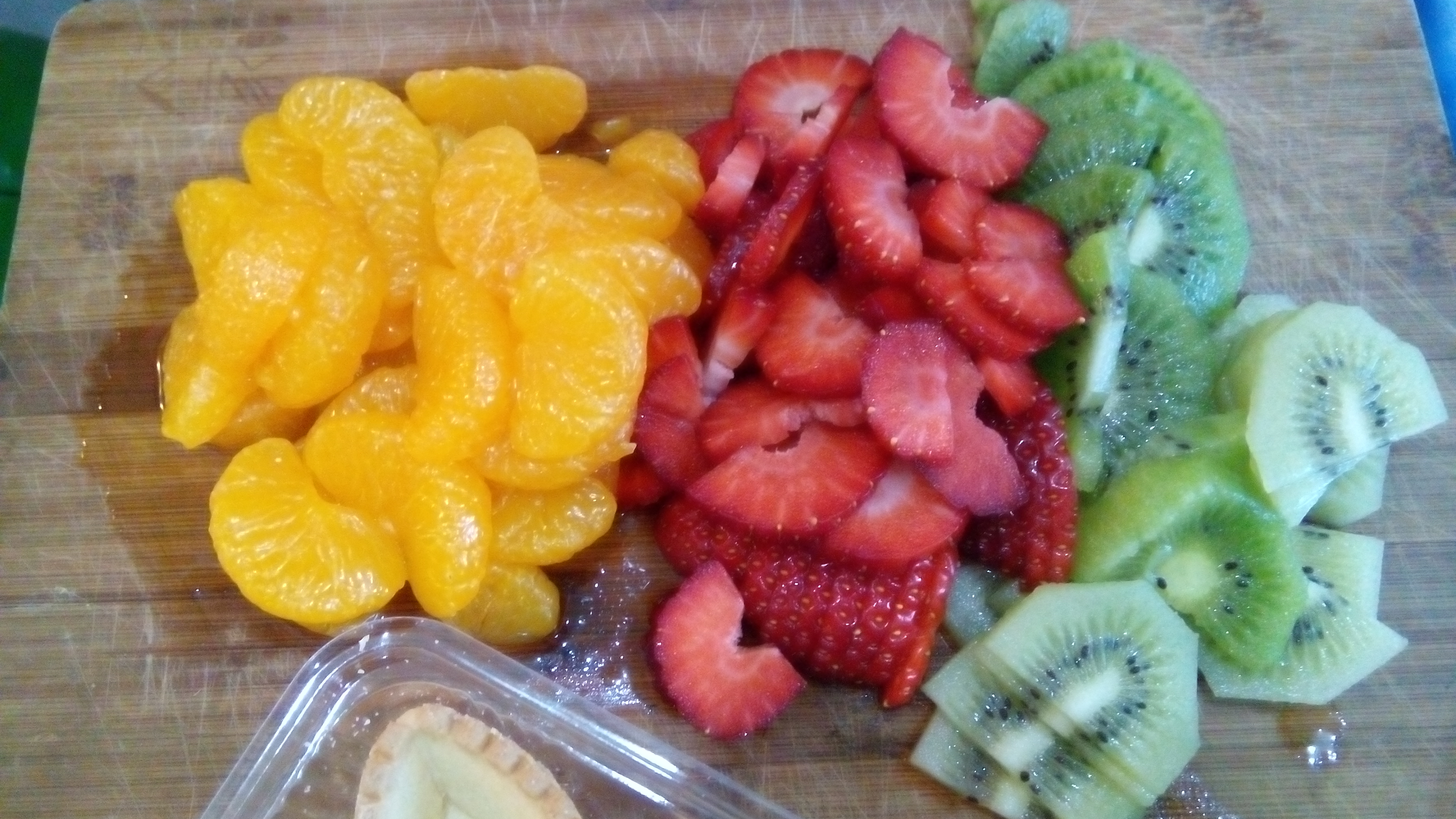 Barcute cu fructe