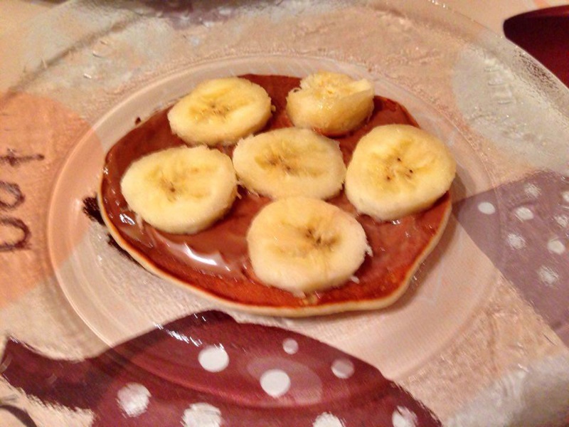 Pancakes cu finetti si banane