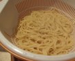 Oua ochiuri, in cuib de spaghete fara gluten-2