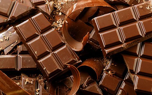 Alerta alimentara - ciocolata cu plastic la Penny Market si XXL Mega Discount