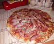Pizza cu salam-7