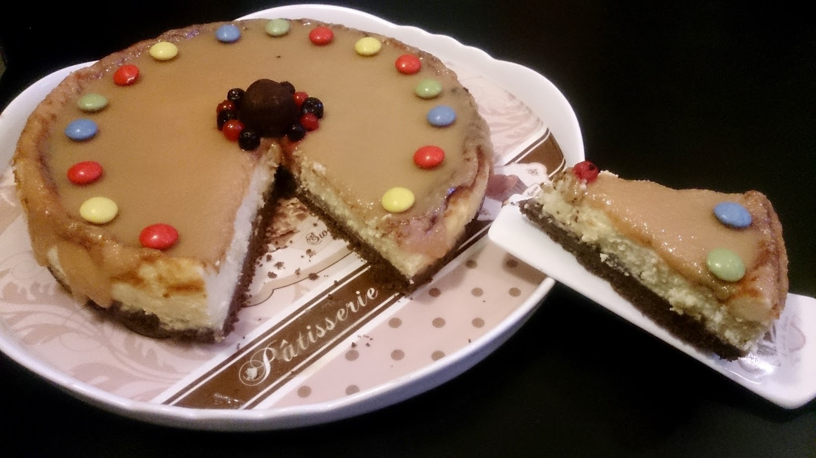 Cheesecake (copt) cu vanilie si caramel