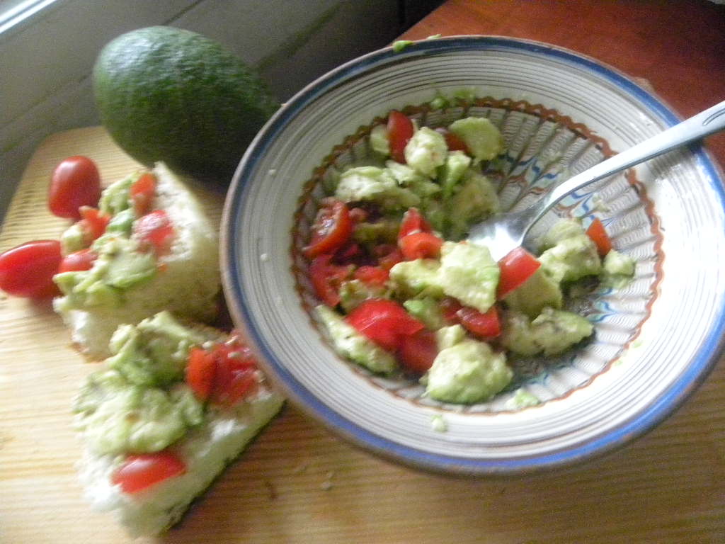 Mic dejun cu avocado