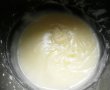 Tort aniversar cu crema de lapte si jeleu de capsuni-8