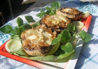 Ciuperci umplute