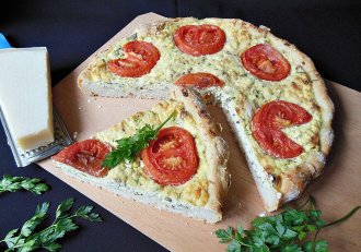 Placinta sarata cu branza si mix de seminte