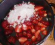 Mousse de ricotta si dulceata de capsune-1