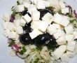 Salată de legume cu crenvuști, ouă și telemea-6
